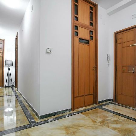 Starhost - Golden Apartments ซาแลร์โน ภายนอก รูปภาพ