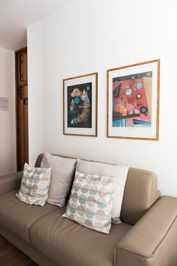 Starhost - Golden Apartments ซาแลร์โน ภายนอก รูปภาพ