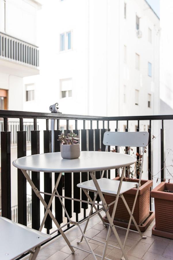Starhost - Golden Apartments ซาแลร์โน ภายนอก รูปภาพ