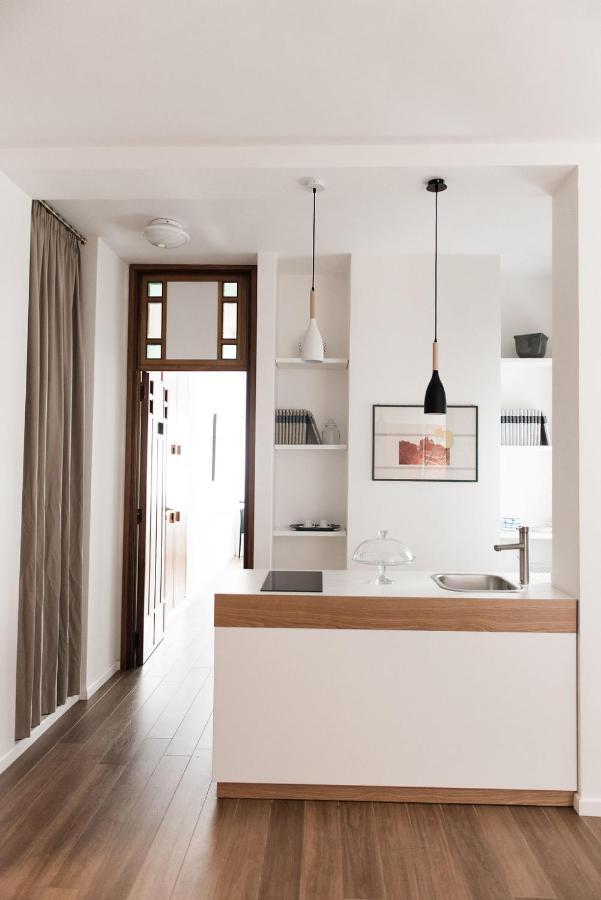 Starhost - Golden Apartments ซาแลร์โน ภายนอก รูปภาพ
